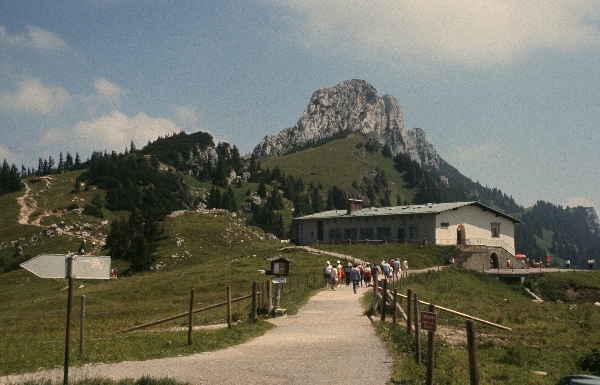 1985. Österreich. Salzburger Land
1985. Österreich. Salzburger Land
Schlüsselwörter: 1985;Salzburger Land;Österreich