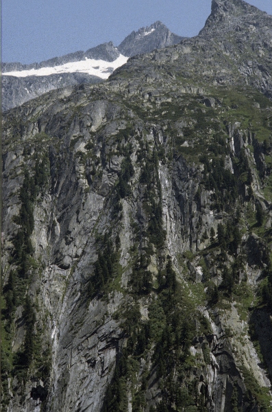 um 1986. Österreich. Alpen. Gebirge.
um 1986. Österreich. Alpen. Gebirge.
Schlüsselwörter: 1986;Alpen;Berge;Gebirge;Österreich