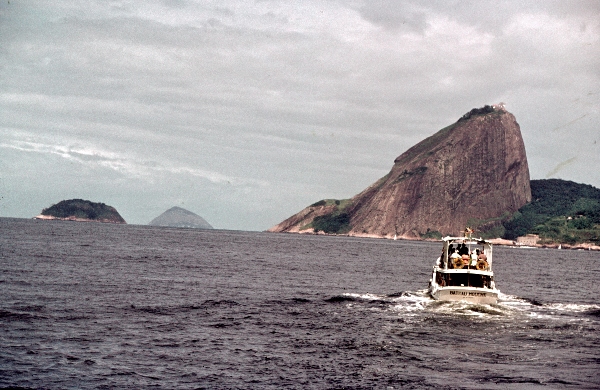 1969. Brasilien. Rio de Janeiro.
1969. Brasilien. Rio de Janeiro.
Schlüsselwörter: 1969;Brasilien;Rio de Janeiro
