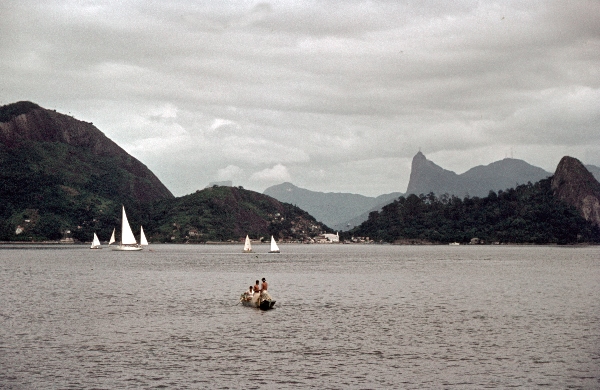 1969. Brasilien. Rio de Janeiro.
1969. Brasilien. Rio de Janeiro.
Schlüsselwörter: 1969;Brasilien;Rio de Janeiro