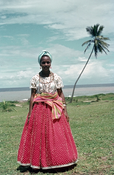 1969. Brasilien. Salvador. Bahia.
1969. Brasilien. Salvador. Bahia. Tänzerin.
Schlüsselwörter: 1969;Bahia;Brasilien;Salvador