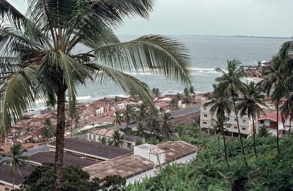 1969. Brasilien. Salvador. Bahia.
1969. Brasilien. Salvador. Bahia. Blick aufs Meer.
Schlüsselwörter: 1969;Bahia;Brasilien;Salvador