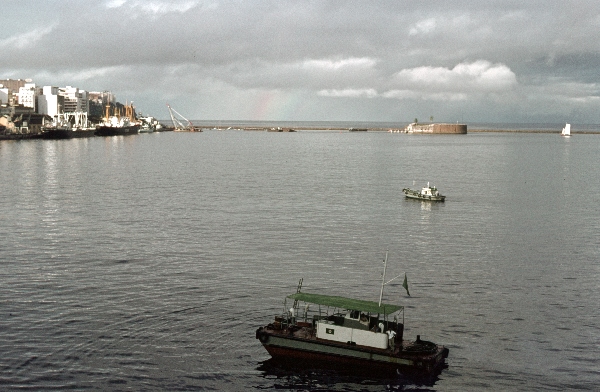 1969. Brasilien. Salvador. Bahia.
1969. Brasilien. Salvador. Bahia. Hafen neben die Küste.
Schlüsselwörter: 1969;Bahia;Brasilien;Salvador