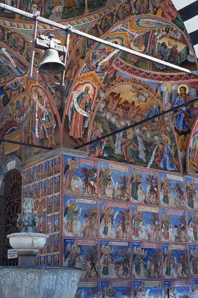 1981. Bulgarien. Rilakloster
Juni 1981. Bulgarien.  Rilagebirge, Rilakloster. Das Kloster Rila, im 10. Jahrhundert von dem Mönch Ivan Rilski gegründet, ist eines der größten orthodoxen Klöster. Hauptkirche Sweta Bogorodiza
Schlüsselwörter: 1981;Bulgarien;Rila;Kloster