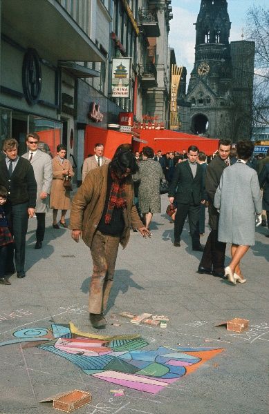 um 1965. Berlin. Charlottenburg. Gedächtniskirche
um 1965. Berlin. Charlottenburg. Gedächtniskirche
Schlüsselwörter: 1965;Berlin;Charlottenburg;Gedächtniskirche