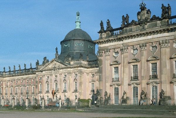 um 1980. DDR. Brandenburg. Potsdam. Schlosspark Sanssouci
um 1980. DDR. Brandenburg. Potsdam. Schlosspark Sanssouci
Schlüsselwörter: 1980;Brandenburg;DDR;Potsdam;Sanssouci