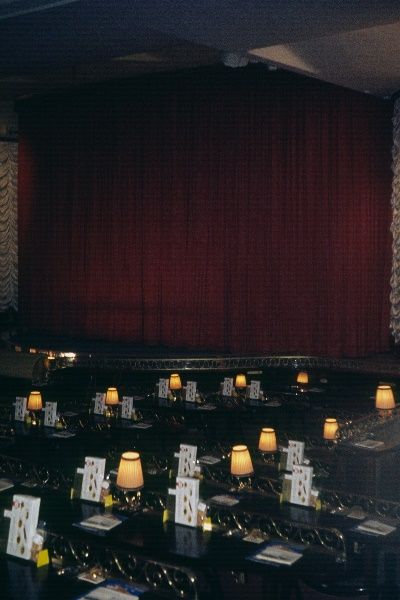 1977. Hamburg. Hansa-Theater
1977. Hamburg. Hansa-Theater
Schlüsselwörter: Hamburg;Deutschland;1977;Hansa-Theater