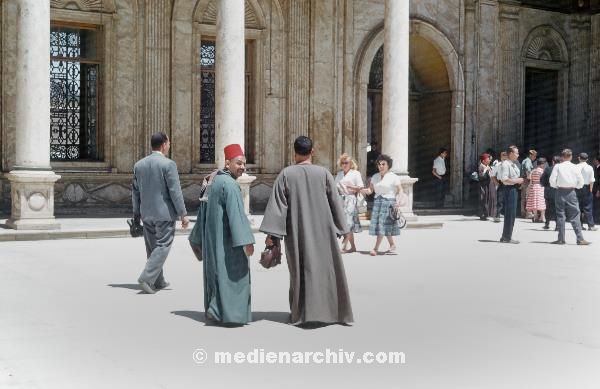 1958. Afrika. Ägypten. Kairo -  Africa. Egypt
1958. Afrika. Ägypten. Kairo -  Africa. Egypt
Schlüsselwörter: 1958;Africa;Afrika;Egypt;Kairo;Ägypten