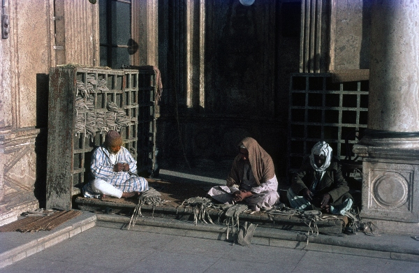 1966. Afrika. Egypt. Ägypten. Kairo
1966. Afrika. Egypt. Ägypten. Kairo
Schlüsselwörter: Egypt;Ägypten;1966;Afrika;Kairo
