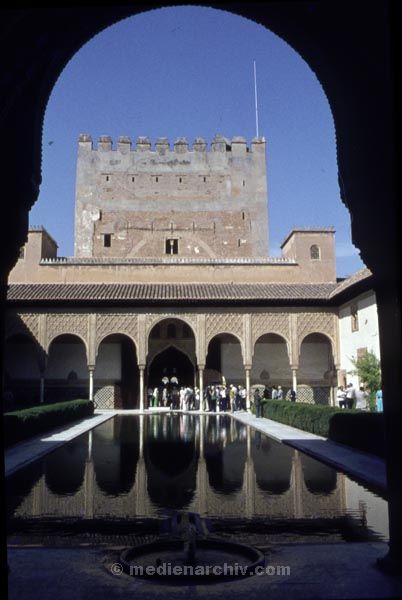 Spanien. Andalusien. Granada. Alhambra
197x. Spanien. Andalusien. Granada. Alhambra
Schlüsselwörter: Alhambra;Andalusien;Granada;Spanien