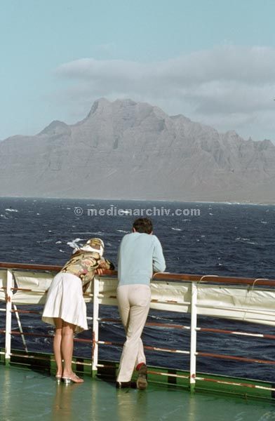 1969. Spanien. Kapverdische Inseln.
1969. Spanien. Kapverdische Inseln. Ausblick.
Schlüsselwörter: 1969;Kapverdische Inseln;Meer;Schiffe;Spanien