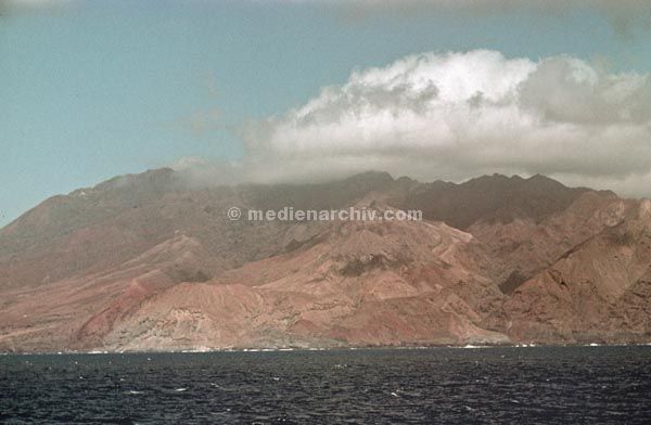 1969. Spanien. Kapverdische Inseln.
1969. Spanien. Kapverdische Inseln. Meer. Berge
Schlüsselwörter: 1969;Berge;Kapverdische Inseln;Meer;Spanien