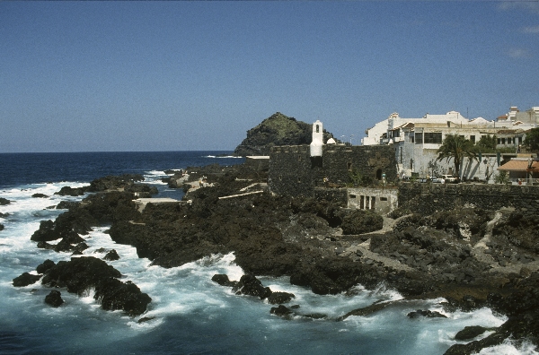 1991. Spanien. Kanarische Inseln. Teneriffa
1991. Spanien. Kanarische Inseln. Teneriffa
Schlüsselwörter: 1991;Teneriffa;Kanarische Inseln;Spanien