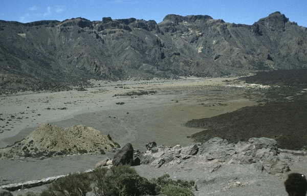 1991. Spanien. Kanarische Inseln. Teneriffa
1991. Spanien. Kanarische Inseln. Teneriffa
Schlüsselwörter: 1991;Teneriffa;Kanarische Inseln;Spanien