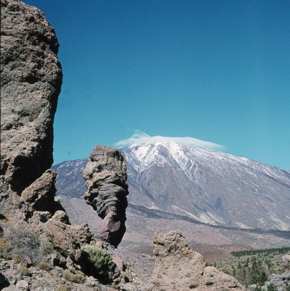 um 1967. Spanien. Kanarische Inseln. Teneriffa.
um 1967. Spanien. Kanarische Inseln. Teneriffa.
Schlüsselwörter: Kanarische Inseln;Spanien;Teneriffa;1967