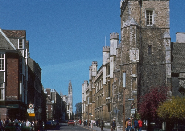 1981. England. Großbritannien. Great Britain. Cambridge
1981. England. Großbritannien. Great Britain. Cambridge. Universitätstadt
Foto: Helga Müller
Schlüsselwörter: 1981;Great Britain;Großbritannien;England;Cambridge