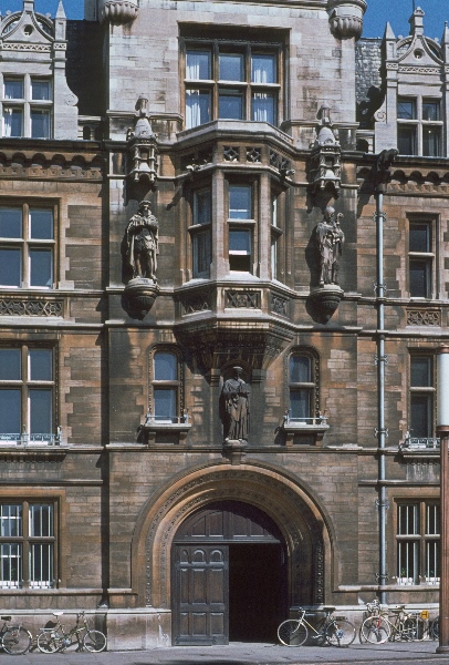 1981. England. Großbritannien. Great Britain. Cambridge
1981. England. Großbritannien. Great Britain. Cambridge. Universitätstadt
Foto: Helga Müller
Schlüsselwörter: 1981;Great Britain;Großbritannien;England;Cambridge