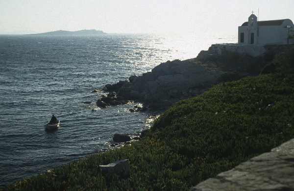 Juni 1991. Griechenland. Kirche an der Küste. Meer. Ficherboote.
Juni 1991. Griechenland. Kirche an der Küste. Meer. Ficherboote.
Schlüsselwörter: 1991;Griechenland;Kirche;Meer;Küste;Fischerboot