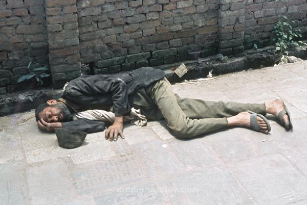 vermutlich 1974. Indien
vermutlich 1974. Indien
Schlüsselwörter: 1974;Indien