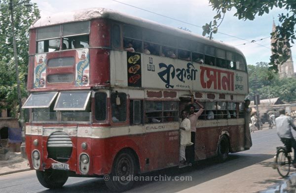 vermutlich 1974. Indien. Westbengalen. Kalkutta. Calcutta. Kolkata
vermutlich 1974. Indien. Westbengalen. Kalkutta. Calcutta. Kolkata
Schlüsselwörter: 1974;Calcutta;Indien;Kalkutta;Kolkata;Westbengalen