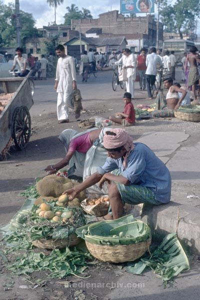vermutlich 1974. Indien. Westbengalen. Kalkutta. Calcutta. Kolkata
vermutlich 1974. Indien. Westbengalen. Kalkutta. Calcutta. Kolkata
Schlüsselwörter: 1974;Calcutta;Indien;Kalkutta;Kolkata;Westbengalen