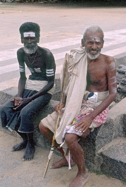 vermutlich 1974. Indien. Andhra Pradesh. Hyderabad.
vermutlich 1974. Indien. Andhra Pradesh. Hyderabad.
Schlüsselwörter: 1974;Andhra Pradesh;Hyderabad;Indien
