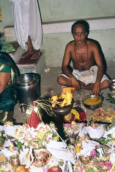 vermutlich 1974. Indien. Tamil Nadu. Chennai früher Madras
vermutlich 1974. Indien. Tamil Nadu. Chennai früher Madras
Schlüsselwörter: 1974;Chennai;Indien;Madras;Tamil Nadu