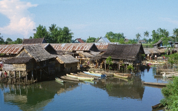 1980. Asien. Fernost. Indonesien.
1980. Asien. Fernost. Indonesien.
Schlüsselwörter: 1980;Indonesien;Asien;Fernost