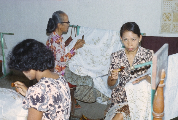 1980. Asien. Fernost. Indonesien.
1980. Asien. Fernost. Indonesien.
Schlüsselwörter: 1980;Indonesien;Asien;Fernost