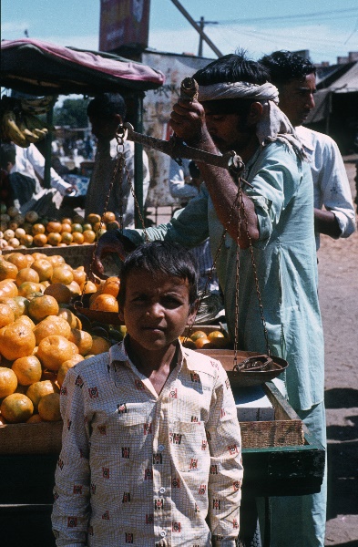 1982. Asien Indien
1982. Asien. Bharat Ganarajya (Hindi), Republic of India, Republik Indien. 
 
Reise durch Indien und Nepal. Foto: Helga Müller
Schlüsselwörter: Asien;Indien;India;Asia