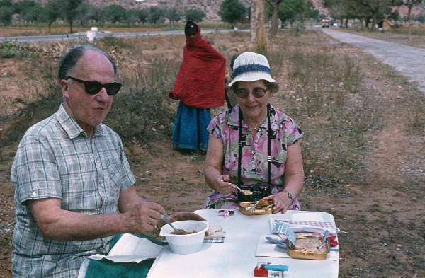 1982. Asien Indien
1982. Asien. Bharat Ganarajya (Hindi), Republic of India, Republik Indien. 
 
Reise durch Indien und Nepal. Foto: Helga Müller
Schlüsselwörter: Asien;Indien;India;Asia