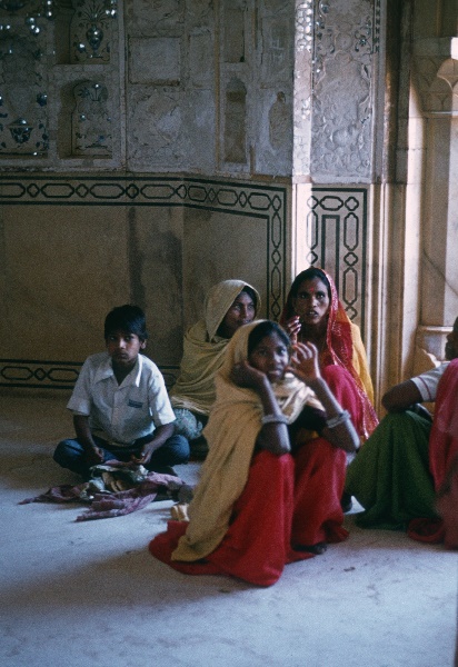1982. Asien Indien
1982. Asien. Bharat Ganarajya (Hindi), Republic of India, Republik Indien. 
 
Reise durch Indien und Nepal. Foto: Helga Müller
Schlüsselwörter: Asien;Indien;India;Asia