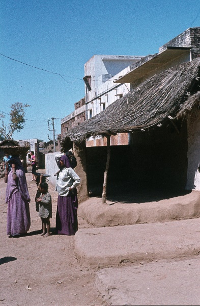 1982. Asien Indien
1982. Asien. Bharat Ganarajya (Hindi), Republic of India, Republik Indien. 
 
Reise durch Indien und Nepal. Foto: Helga Müller
Schlüsselwörter: Asien;Indien;India;Asia