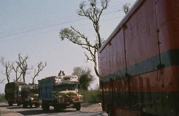 1982. Asien Indien
1982. Asien. Bharat Ganarajya (Hindi), Republic of India, Republik Indien. 
 
Reise durch Indien und Nepal. Foto: Helga Müller
Schlüsselwörter: 1982;Asia;Asien;India;Indien