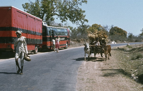 1982. Asien Indien
1982. Asien. Bharat Ganarajya (Hindi), Republic of India, Republik Indien. 
 
Reise durch Indien und Nepal. Foto: Helga Müller
Schlüsselwörter: 1982;Asia;Asien;India;Indien