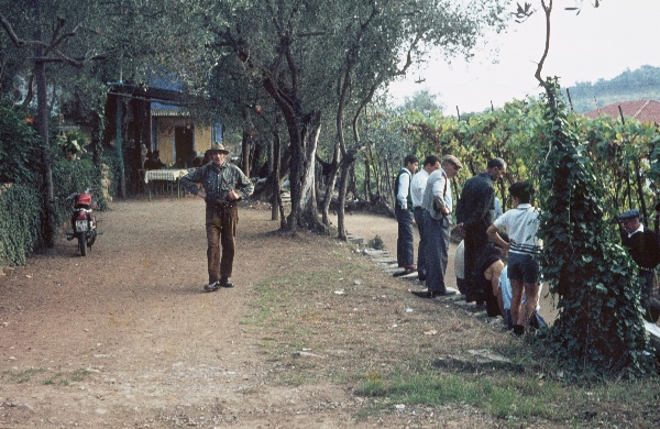 1964. Italien. Ligurien. Imperia.
1964. Italien. Ligurien. Imperia.
Schlüsselwörter: 1964;Italien;Imperia;Ligurien