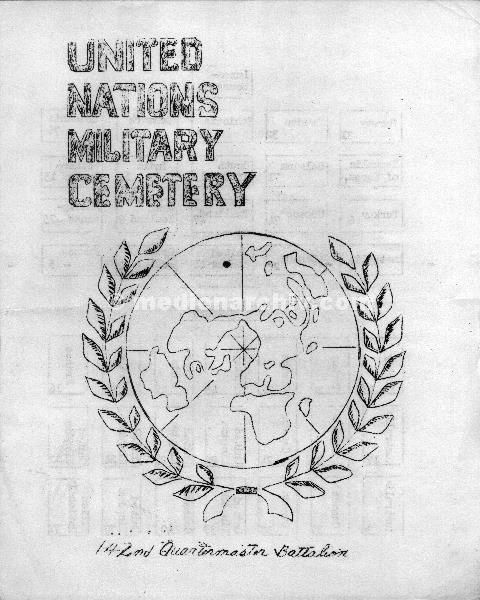 1958. Asien. Fernost. Korea. Pusan. Busan.  United Nations Memorial Service für Kriegsgefallene
1958. Asien. Fernost. Korea. Pusan. Busan. UN Day. United Nations Memorial Service. Militärische Zeremonie für die Kriegsgefallenen des Koreakrieges. Dazu zählten zahlreiche Soldaten aus vielen Länder der UN.
Schlüsselwörter: 1958;Asien;Busan;Fernost;Friedhof;Gedenkzeremonie;Korea;Militär;Pusan;Südkorea;Zeremonie