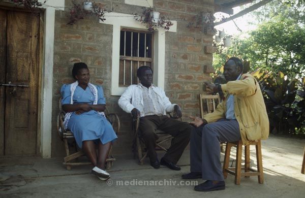 1986. Afrika, Ostafrika, Republik Kenia, Republic of Kenya, Jamhuri ya Kenya (Kisuaheli)
1986. Afrika, Ostafrika, Republik Kenia, Republic of Kenya, Jamhuri ya Kenya (Kisuaheli)

Foto: Helga Müller
Schlüsselwörter: Afrika;Ostafrika;Kenia;Kenya;1986