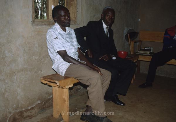 1986. Afrika, Ostafrika, Republik Kenia, Republic of Kenya, Jamhuri ya Kenya (Kisuaheli)
1986. Afrika, Ostafrika, Republik Kenia, Republic of Kenya, Jamhuri ya Kenya (Kisuaheli)

Foto: Helga Müller
Schlüsselwörter: Afrika;Ostafrika;Kenia;Kenya;1986