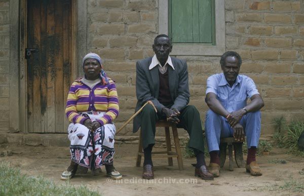 1986. Afrika, Ostafrika, Republik Kenia, Republic of Kenya, Jamhuri ya Kenya (Kisuaheli)
1986. Afrika, Ostafrika, Republik Kenia, Republic of Kenya, Jamhuri ya Kenya (Kisuaheli)

Foto: Helga Müller
Schlüsselwörter: Afrika;Ostafrika;Kenia;Kenya;1986