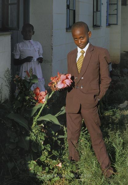 1986. Afrika, Ostafrika, Republik Kenia, Republic of Kenya, Jamhuri ya Kenya (Kisuaheli)
1986. Afrika, Ostafrika, Republik Kenia, Republic of Kenya, Jamhuri ya Kenya (Kisuaheli)

Foto: Helga Müller
Schlüsselwörter: Afrika;Ostafrika;Kenia;Kenya;1986