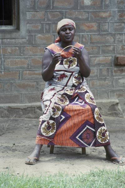 1986. Afrika, Ostafrika, Republik Kenia, Republic of Kenya, Jamhuri ya Kenya (Kisuaheli)
1986. Afrika, Ostafrika, Republik Kenia, Republic of Kenya, Jamhuri ya Kenya (Kisuaheli)

Foto: Helga Müller
Schlüsselwörter: Afrika;Ostafrika;Kenia;Kenya;1986