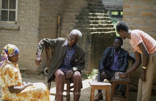 1987. Afrika, Ostafrika, Republik Kenia, Republic of Kenya, Jamhuri ya Kenya (Kisuaheli)
1987. Afrika, Ostafrika, Republik Kenia, Republic of Kenya, Jamhuri ya Kenya (Kisuaheli)

Foto: Helga Müller
Schlüsselwörter: Afrika;Ostafrika;Kenia;Kenya;1987