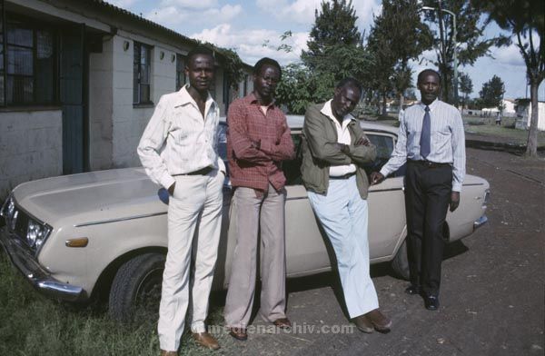 1987. Afrika, Ostafrika, Republik Kenia, Republic of Kenya, Jamhuri ya Kenya (Kisuaheli)
1987. Afrika, Ostafrika, Republik Kenia, Republic of Kenya, Jamhuri ya Kenya (Kisuaheli)

Foto: Helga Müller
Schlüsselwörter: Afrika;Ostafrika;Kenia;Kenya;1987