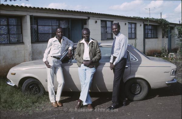 1987. Afrika, Ostafrika, Republik Kenia, Republic of Kenya, Jamhuri ya Kenya (Kisuaheli)
1987. Afrika, Ostafrika, Republik Kenia, Republic of Kenya, Jamhuri ya Kenya (Kisuaheli)

Foto: Helga Müller
Schlüsselwörter: Afrika;Ostafrika;Kenia;Kenya;1987