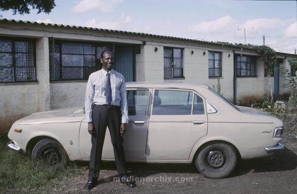 1987. Afrika, Ostafrika, Republik Kenia, Republic of Kenya, Jamhuri ya Kenya (Kisuaheli)
1987. Afrika, Ostafrika, Republik Kenia, Republic of Kenya, Jamhuri ya Kenya (Kisuaheli)

Foto: Helga Müller
Schlüsselwörter: Afrika;Ostafrika;Kenia;Kenya;1987
