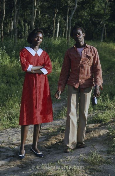 1987. Afrika, Ostafrika, Republik Kenia, Republic of Kenya, Jamhuri ya Kenya (Kisuaheli)
1987. Afrika, Ostafrika, Republik Kenia, Republic of Kenya, Jamhuri ya Kenya (Kisuaheli)

Foto: Helga Müller
Schlüsselwörter: Afrika;Ostafrika;Kenia;Kenya;1987