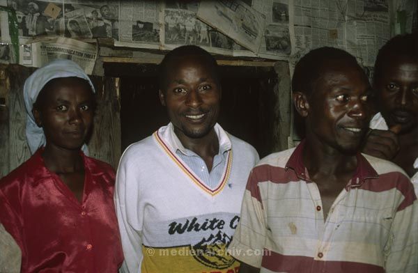 1991. Afrika, Ostafrika, Republik Kenia, Republic of Kenya, Jamhuri ya Kenya (Kisuaheli)
1991. Afrika Africa, Ostafrika, Republik Kenia, Republic of Kenya, Jamhuri ya Kenya
Schlüsselwörter: Afrika;Ostafrika;Kenia;Kenya;1991;Africa
