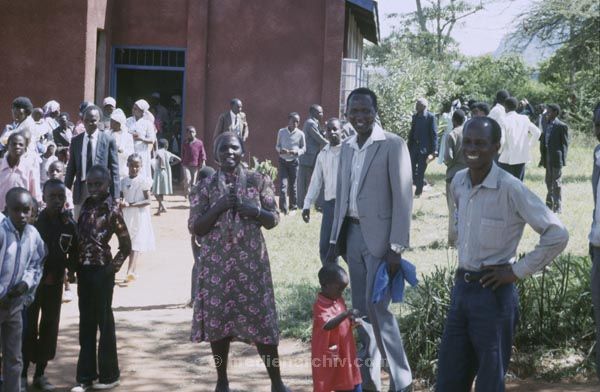 1992. Afrika, Ostafrika, Republik Kenia, Republic of Kenya, Jamhuri ya Kenya (Kisuaheli)
1992. Afrika, Ostafrika, Republik Kenia, Republic of Kenya, Jamhuri ya Kenya (Kisuaheli)

Foto: Helga Müller
Schlüsselwörter: Afrika;Ostafrika;Kenia;Kenya;1992