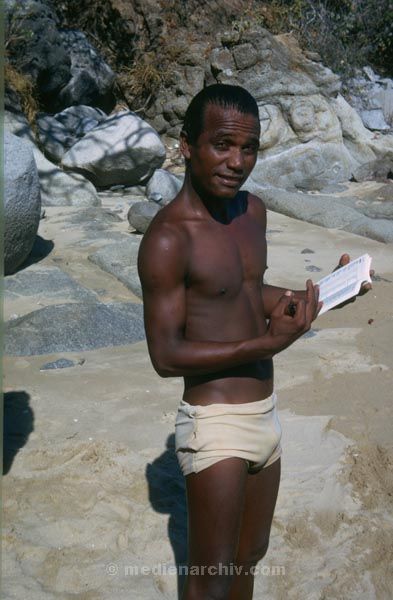 1974. Mittelamerika, Zentralamerika. Mexiko
1974. Mittelamerika, Zentralamerika. Mexiko
Schlüsselwörter: 1974;Mittelamerika;Mexiko;Zentralamerika